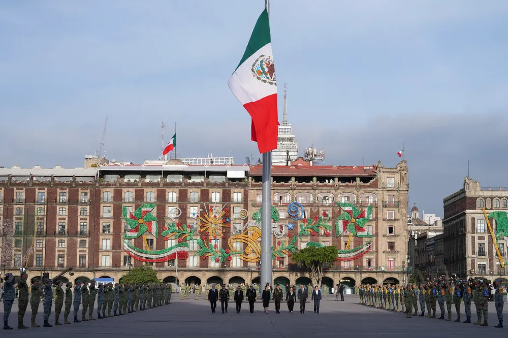 izamiento_de_bandera-24-41_2