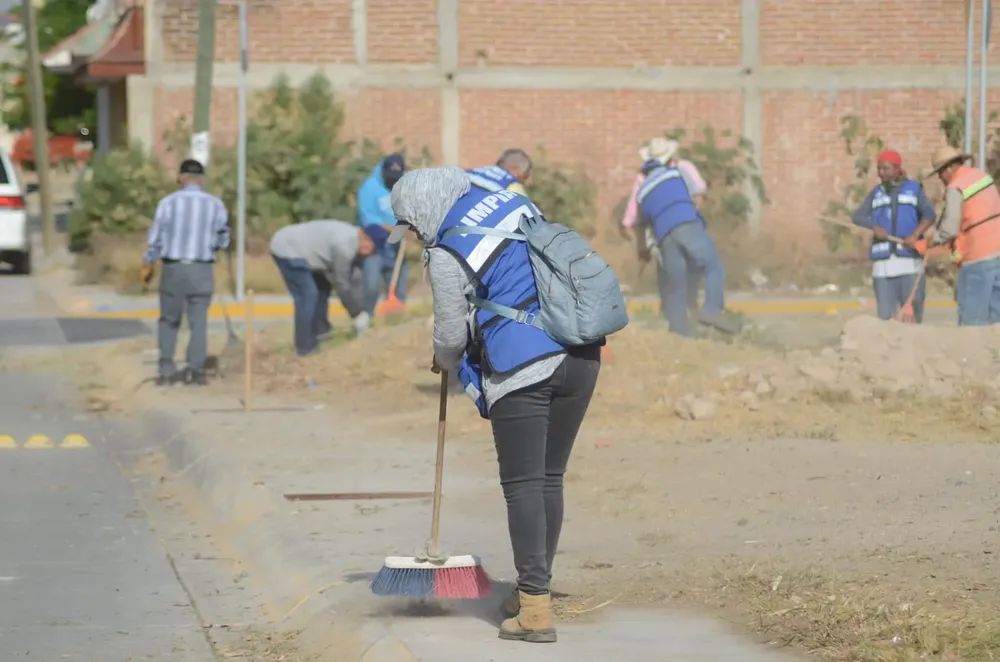 679a59a4-4cd2-4540-8e85-baaf768e8bb5